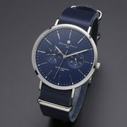 正規品Salvatore Marra腕時計サルバトーレマーラ SM15117-SSNVSV 多軸 薄型革ベルト メンズ腕時計