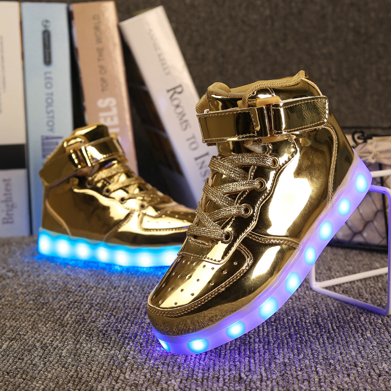 LEDキッズスニーカー 7色発光モード 光る靴 シューズ  USB充電式 子供用