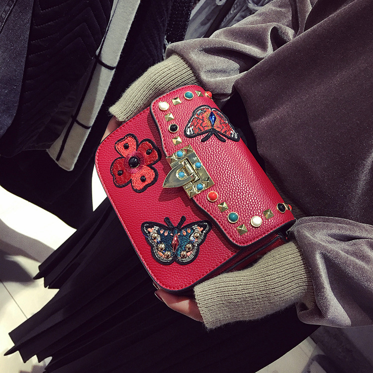 新登場!!★高級感溢れバッグ★オシャレショルダーバッグ★ハンドバッグ 刺繍鞄