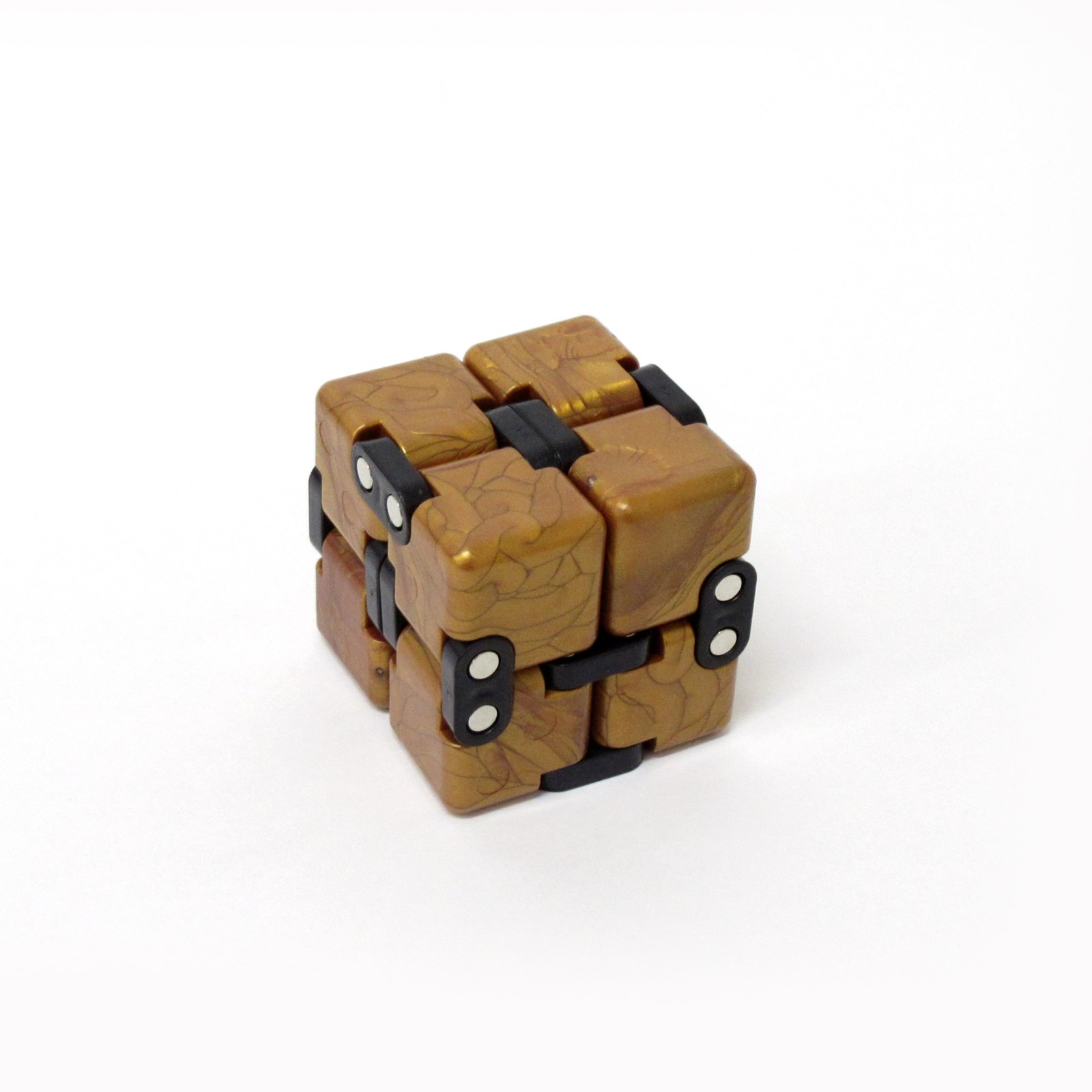 おもしろバラエティ雑貨 インフィニティキューブ 無限キューブ P 4色アソート No 9 175 雑貨 株式会社 ファースト アロー 問屋 仕入れ 卸 卸売の専門 仕入れならnetsea