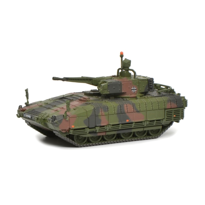 Schuco/シュコー プーマ装甲歩兵戦闘車 カモフラージュ