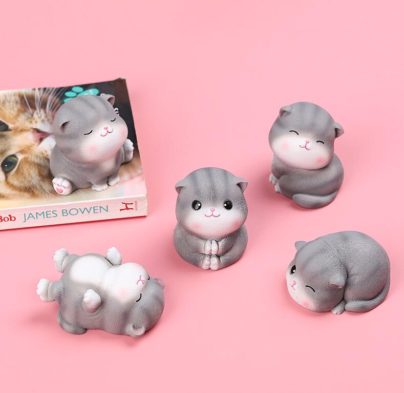 かわいいキャラクターの猫樹脂置物 ミニ ズー 動物 オブジェ  装飾