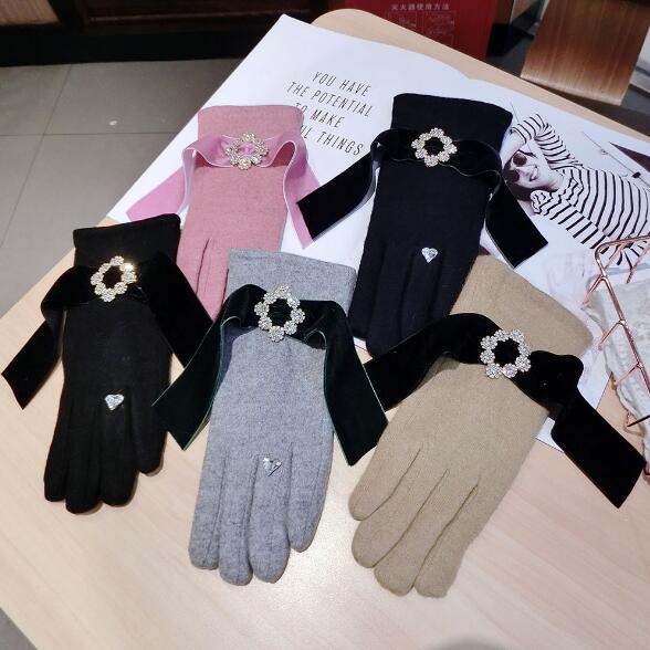 　手袋　リボン　ストーン　キラキラ　レデイース　韓国風　ファッション