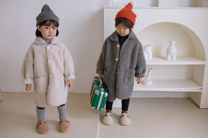 21年新作 子供服 子供コート キッズ ロング 韓国子供服 カーディガン 防寒 裏起毛 2色90 130 アパレル 株式会社 コスモス 問屋 仕入れ 卸 卸売の専門 仕入れならnetsea