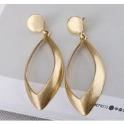 リーフピアス