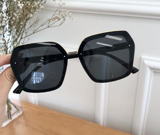 メガネ　眼鏡　サングラス　レディース　創意　紫外線対策　個性　不規則　トレンド　人気　
