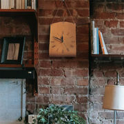 満足度99％ INSスタイル 鞄の形 壁掛け時計 革 個性 居間 寝室 サイレント 装飾時計 モダンアート