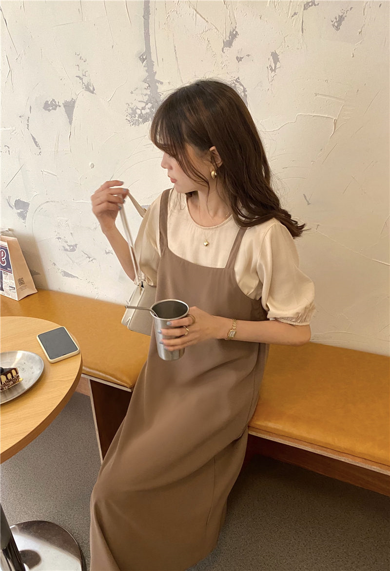 【2021INS 新作】可愛い スウィート シンプル半袖 パフスリーブTシャツ＋サロペットスカート セット韓国系