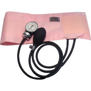 ＦＯＣＡＬ　アネロイド血圧計　ＦＣ-１００Ｖ　ナイロンカフ　ピンク