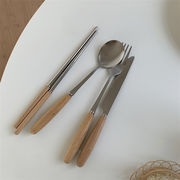 シンプル 食器 5点セット ステンレス鋼 レトロ 木柄 箸 ナイフとフォーク スプーン