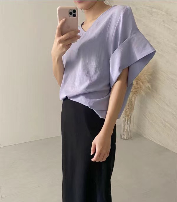 新しい    Vネック トップス  夏服  半袖  Tシャツ  韓国ファッション  Tシャツ  上品映え 7色
