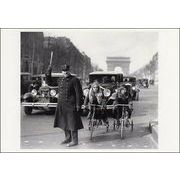 ポストカード モノクロ写真「パリ・シャンゼリゼ通り」