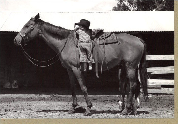 グリーティングカード 多目的 モノクロ写真「馬に乗る子供」フォト 子ども