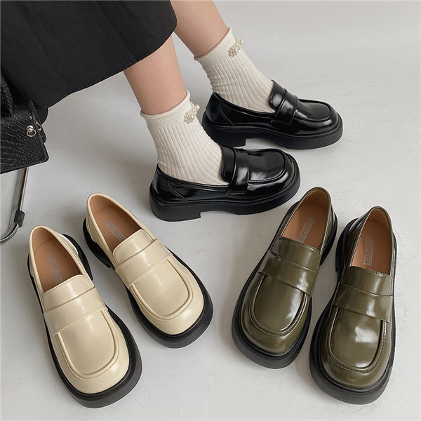 ローファー　革靴　厚底靴　シューズ　レディース　韓国ファッション