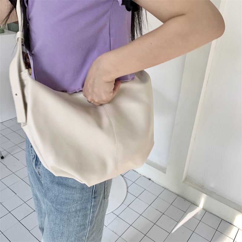 初回送料無料　新品 レディースバッグ　ファションバッグ　多用途バッグ　カバン鞄　人気商品