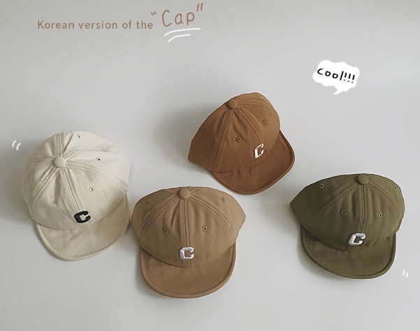 韓国風子供服   子供用    キャップ 野球帽 お出かけ 外出 アウトドア帽子 ベビー  キッズ     帽子4色