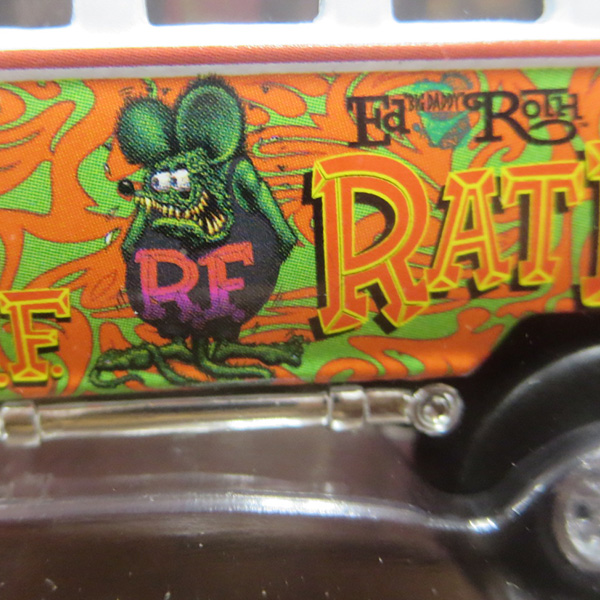 1:64 Rat Fink 1965 VW Samba Bus Zinger - SUPERCON Exclusive