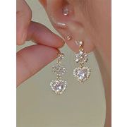 ジェントルスタイル お出かけ デザインセンス スリム ファッション ピアス ギャザリング ロマンティック