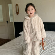 ins冬新品  韓国風子供服   キッズ服   女の子  部屋着    パジャマ   セットアップ    もふもふ  2色