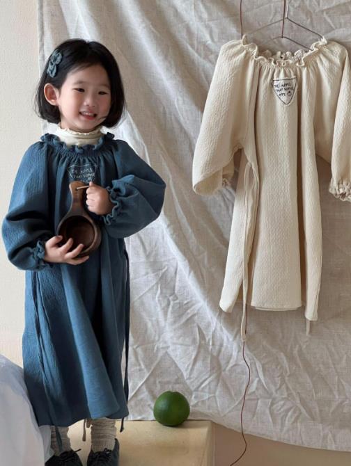 秋新作 韓国風子供服   ベビー服  ワンピース   長袖  女の子  ファッション  2色