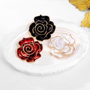 全3色 新作 レディースアクセサリー 韓国ファッション カメリアブローチ 洋服装飾固定 バラ花のコサージュ