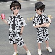 韓国子供服 セットアップ  乳牛柄 上下セット 男の子 幼児 夏服 半袖 シャツ + 五分丈パンツ
