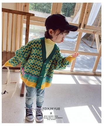女の子の上着セーターカーディガンかわいいセーター子供服子供服秋の新ファッション