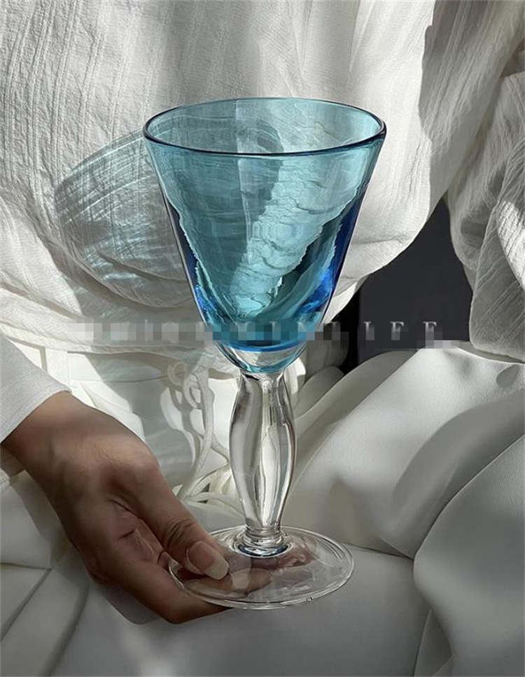 ブームが巻き起こる レトロ 異形 グラス カジュアル カクテルグラス おしゃれな ユニークなデザイン