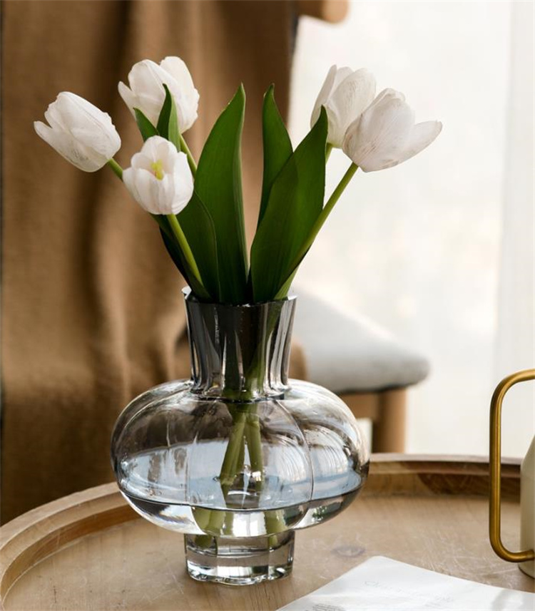 当店のおすすめ  生け花 お腹の大きい花瓶 提灯の形 花瓶 ガラス 水耕生花 シンプル 置物 新作