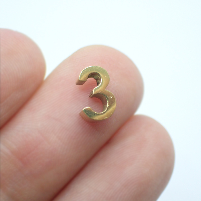 シルバーハンドメイド専用 立体ナンバー チャーム シルバー パーツ ハンドメイド 数字 パーツ