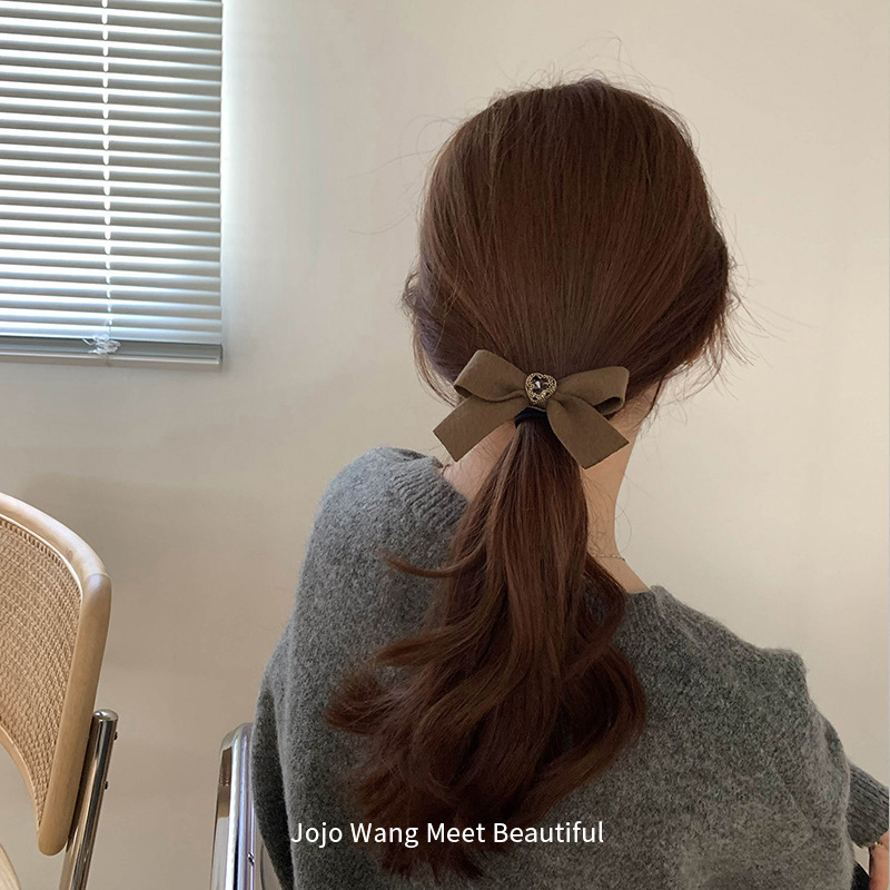 韓国風   ヘアゴム　ヘアクリップ　ヘアアクセサリー　デザイン　髪飾り   ファッション