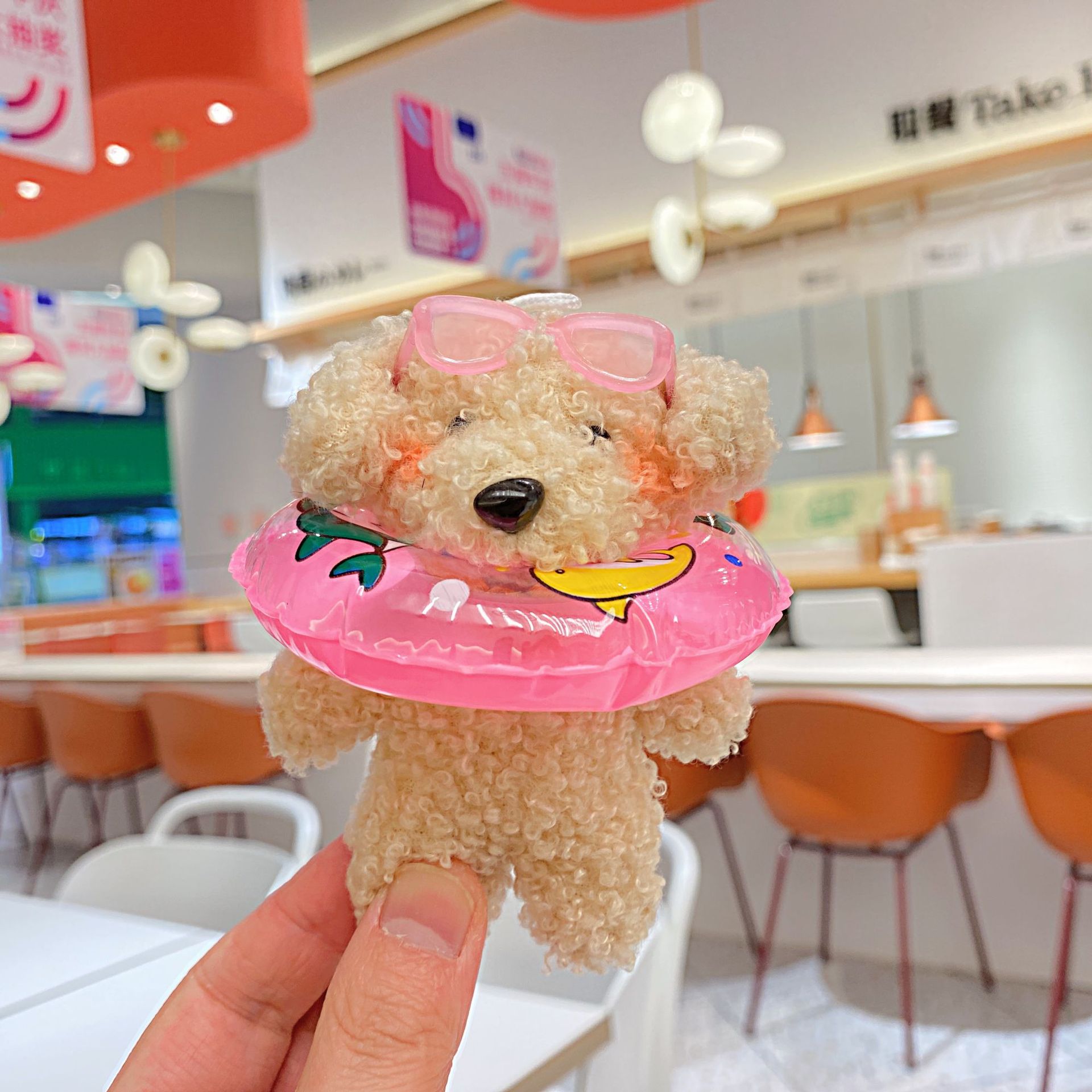 6色 ぬいぐるみ 犬のキーホルダー 浮き輪サングラス 水泳の犬 韓国流行
