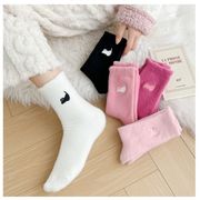 4色 猫の刺繍 靴下 レディースソックス  ファッション  カジュアルソックス  冬用 厚手 室内靴下