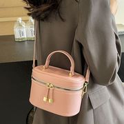 ショルダーバッグ　ハンドバッグ　鞄　レディース　韓国ファッション　4colors