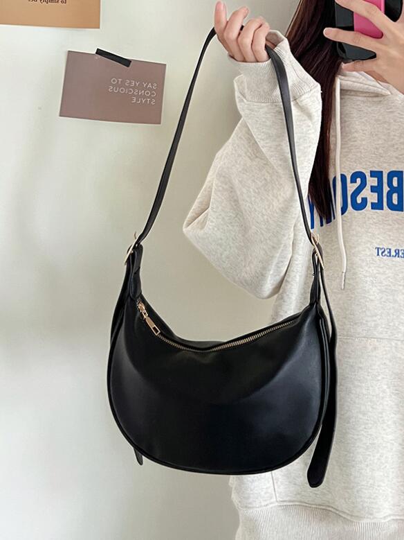 2024.1★レディースバッグ★ショルダーバッグ★PU