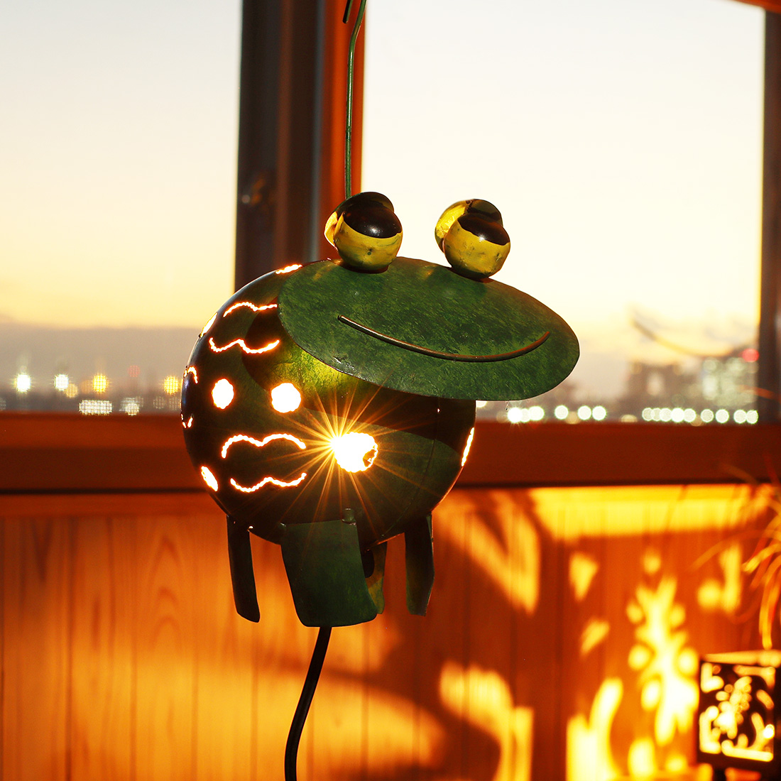 ブリキカエル ランプ （20W）[ライト電気照明 カエルかえる蛙アジアンリゾート]