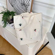 花刺繍トートバッグ　帆布バッグ　エコバッグ　デザイン　レディース　韓国ファッション