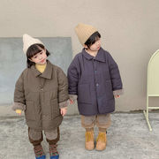 2024年冬の新しいスタイル、男の子と女の子の綿のコート、ミドル丈、厚いコート