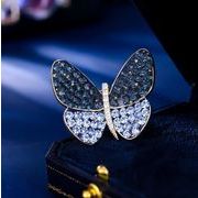 青い蝶ブローチ  絶妙な ラインストーン 蝶のブローチ ファッション 蝶のアクセサリー