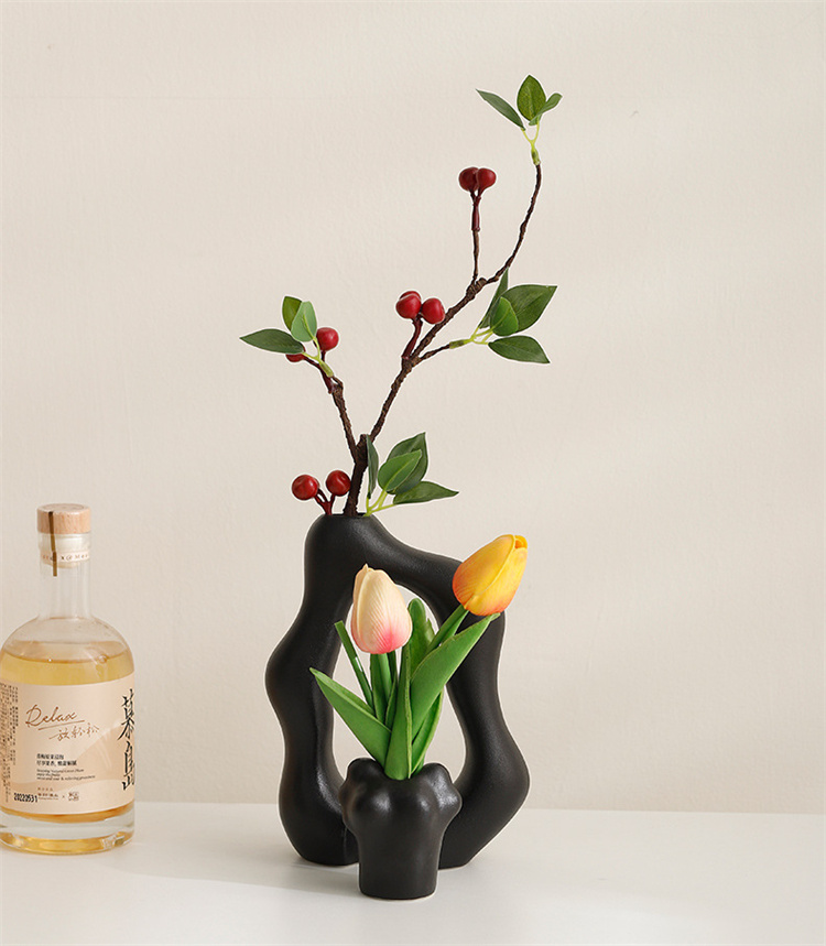安いし可愛い大人気商品 INSスタイル 陶磁器の花瓶 2点セット 家庭用置物 個性 玄関用置物 装飾品