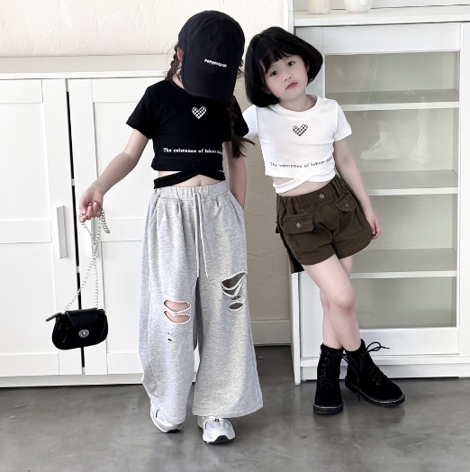 2024夏新作   韓国風子供服  男女兼用  おしゃれ 半袖 トップス Tシャツ 2色   90-150cm