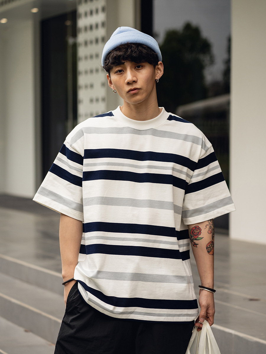 25春夏★モノグラム模様ポケット付きTシャツ【各色】 25春夏☆モノグラム模様ポケット付きTシャツ【各色】