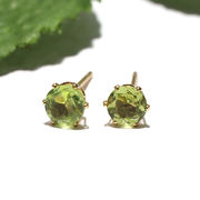 ピアス　ペリドット　約4mm　突き刺し型　ステンレス　ゴールド　日本製