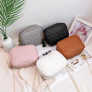 新入荷★レディースファッション　バッグ　斜め掛けバッグ★5色