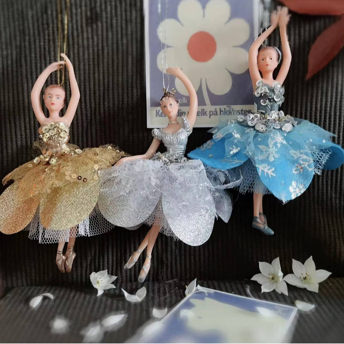 4種類 バレエ少女 吊り下げ飾り 手作りアクセサリー 樹脂工芸品 