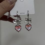 ★Heart★　ハートアクセ　ハートピアス　可愛い　デイリー　韓国アクセサリー