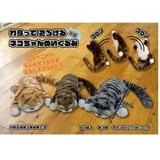 わらってころげるネコちゃんぬいぐるみ