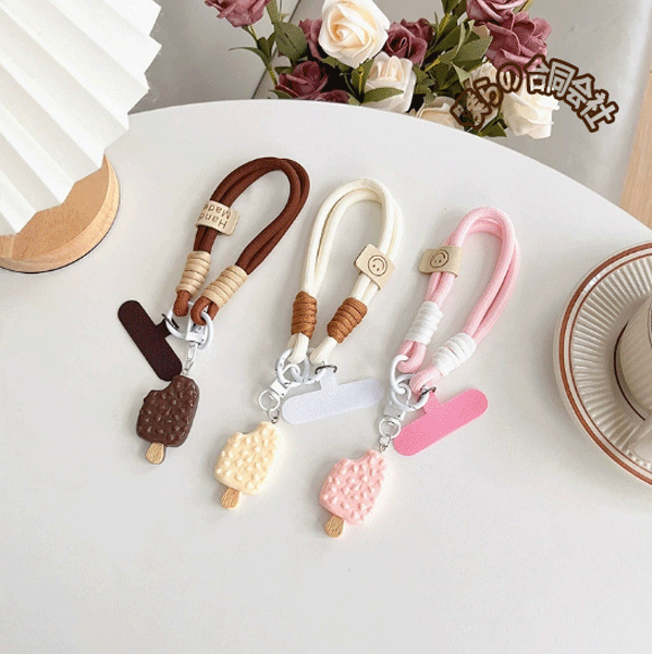 スマホストラップ　2025年新作　スマホ落下防止止　スマホアクセサリー　スマホ飾り　3色展開