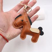 茶色  馬キーホルダー ファッション   レザー PU 馬キーホルダー  キーチェーン  動物  馬雑貨
