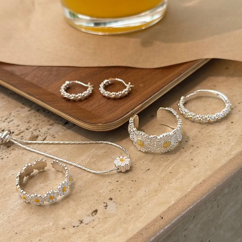 ひな菊ピアス リング ネックレス ビレスレット S925 シルバーアクセサリー アレルギー対応 大人かわいい